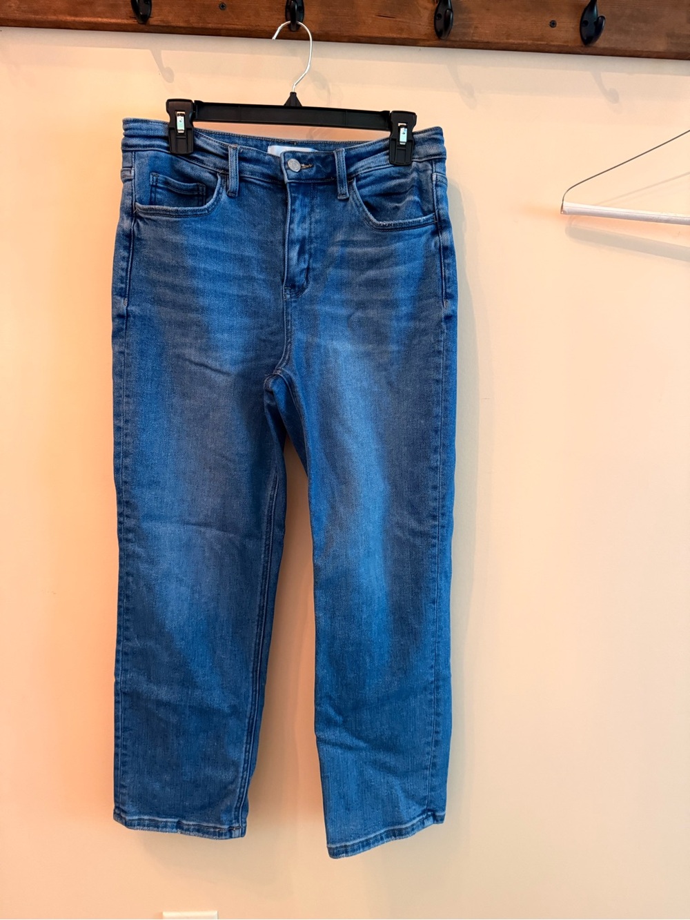 Boyfriend Jeans for Women in Medium Blue Wash